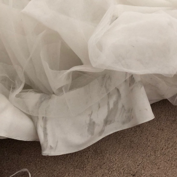 Allure Bridals C244 Used Wedding Gown - Picture 4 of 8